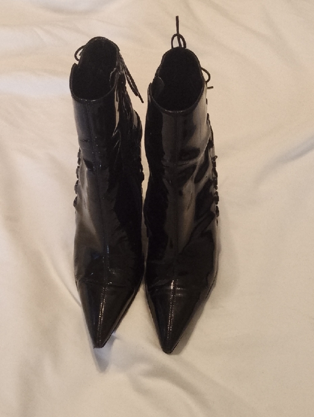 Carlos Santana Black Patent Pointed Lace-Up Ankle Boots